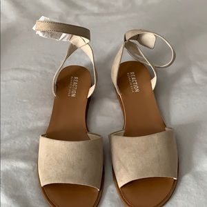 Reaction Kenneth Cole sandals